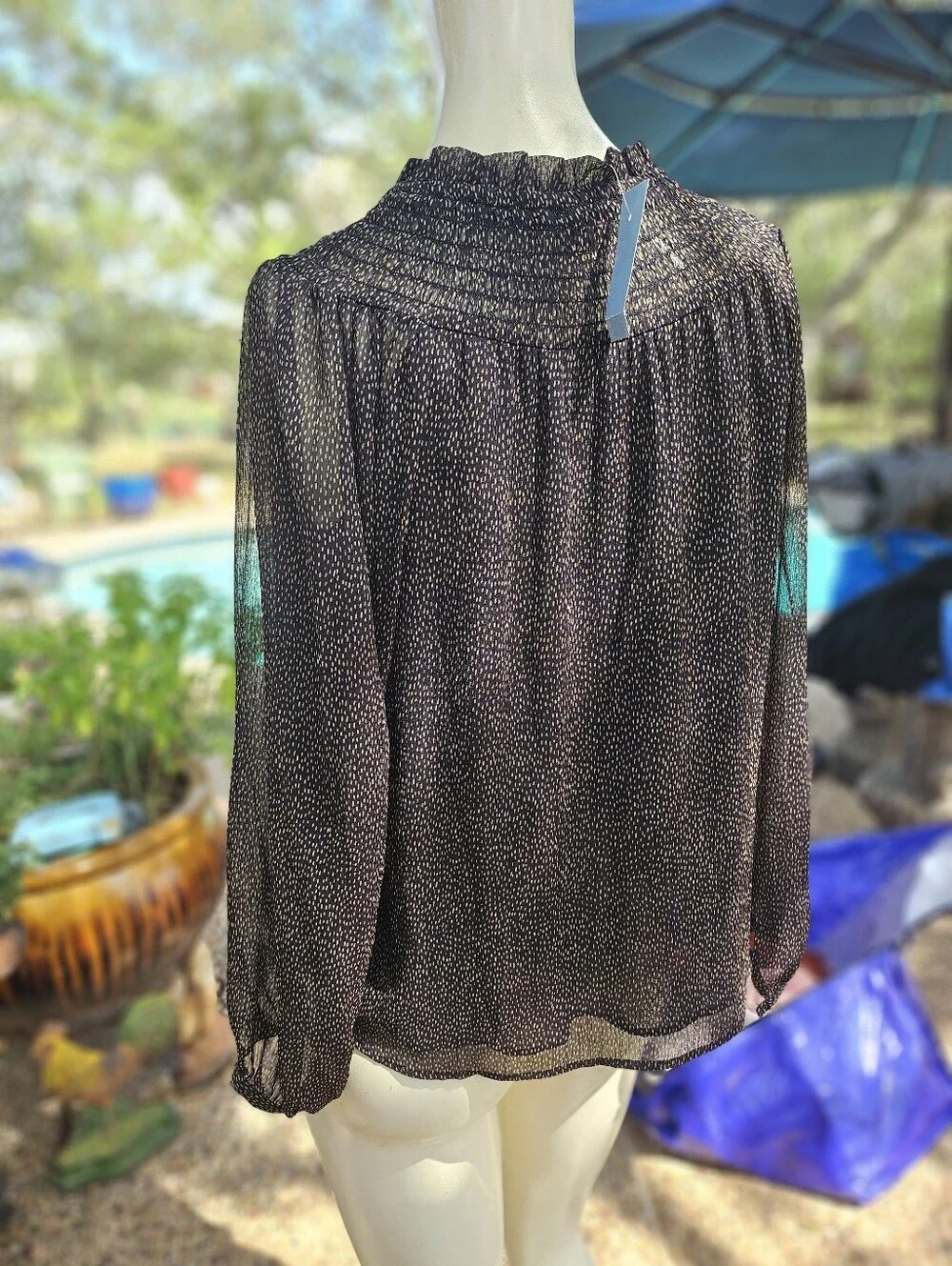 New W Tag Loft Women's Blouse Black & Brown Shirred Ruffle Neck Long Sleeve XSP